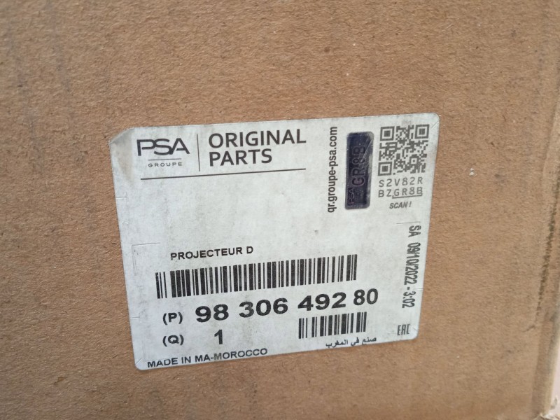 Recambio de faro derecho para citroën c4 iii 1.2 referencia OEM IAM 9830649280  73374698