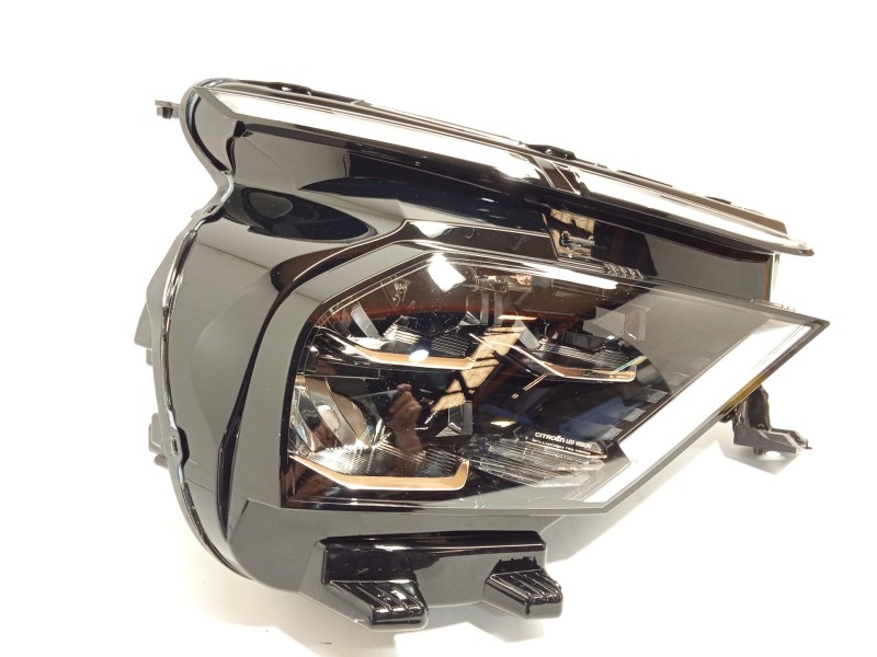Recambio de faro derecho para citroën c4 iii 1.2 referencia OEM IAM 9830649280  73374698