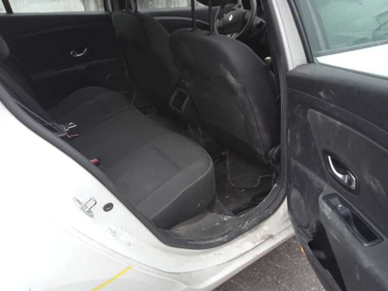 renault megane iii hatchback (bz0/1_, b3_) del año 2011