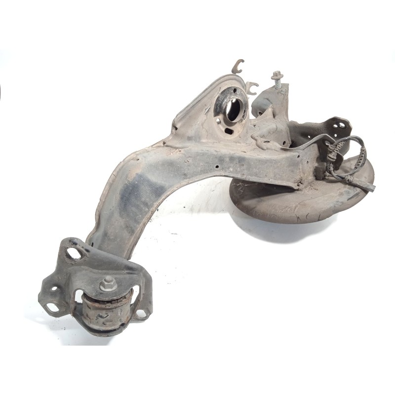 Recambio de mangueta trasera izquierda para bmw 2 gran tourer (f46) 218 d referencia OEM IAM 33308842879  