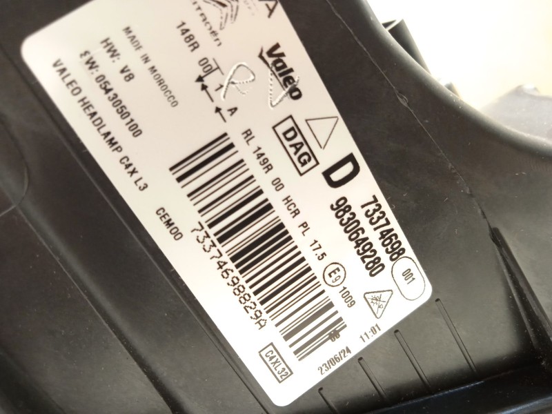 Recambio de faro derecho para citroën c4 iii 1.2 referencia OEM IAM 9830649280  73374698
