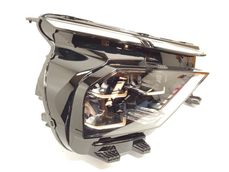 Recambio de faro derecho para citroën c4 iii 1.2 referencia OEM IAM 9830649280  73374698