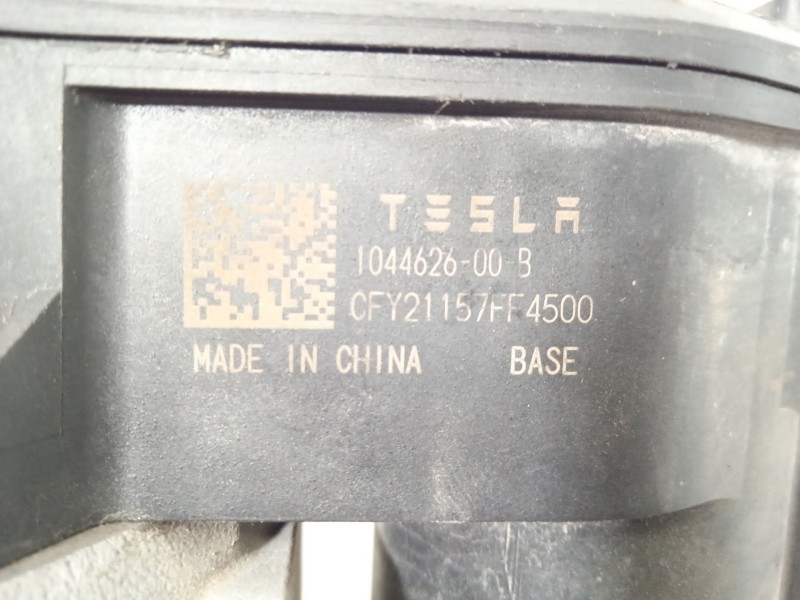 Recambio de pinza freno trasera derecha para tesla model 3 (5yj3) ev referencia OEM IAM 104462600B  