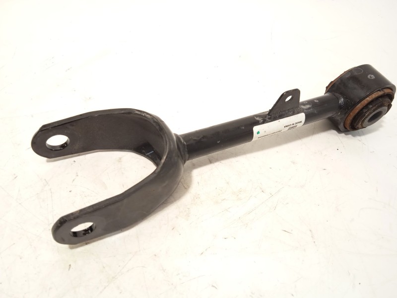 Recambio de brazo suspension superior trasero derecho para tesla model 3 (5yj3) ev referencia OEM IAM 104442300G  