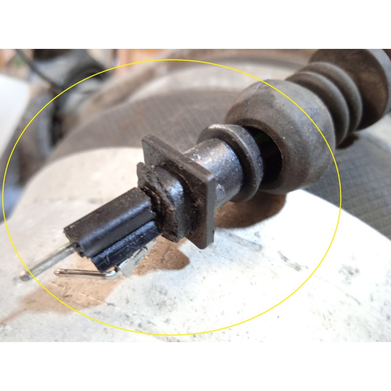 Recambio de amortiguador trasero izquierdo para volkswagen touareg (7p5) 3.0 v6 tdi referencia OEM IAM 7P6616019G  