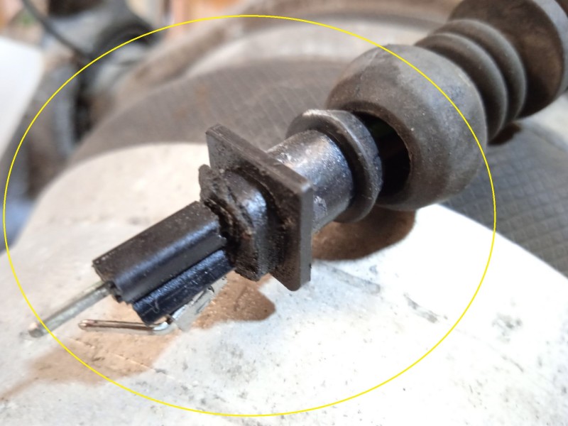 Recambio de amortiguador trasero izquierdo para volkswagen touareg (7p5) 3.0 v6 tdi referencia OEM IAM 7P6616019G  