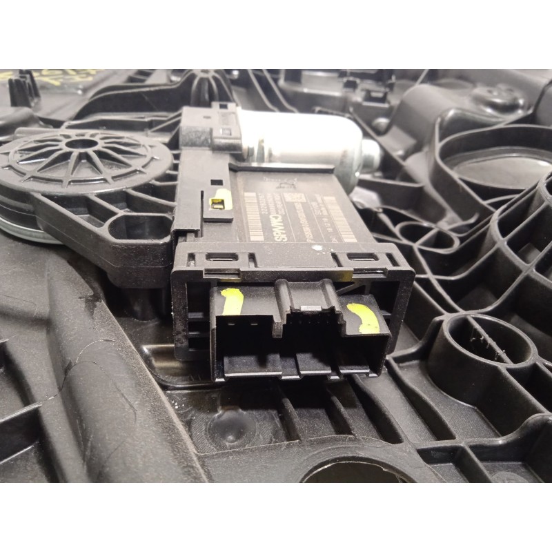 Recambio de elevalunas trasero izquierdo para volvo xc 40 2.0 diesel cat referencia OEM IAM 31349758  