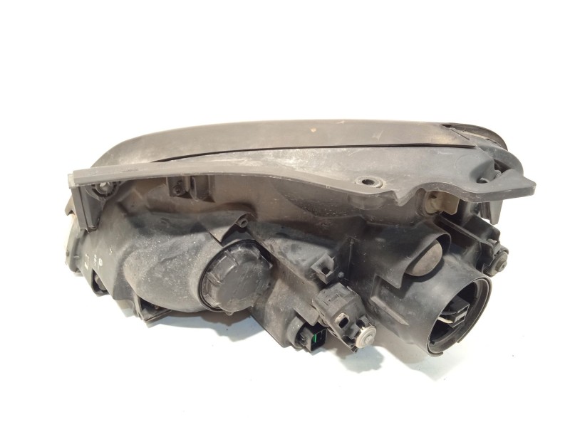 Recambio de faro derecho para kia carens iii monospace (un) 2.0 crdi 140 referencia OEM IAM 921021D020  