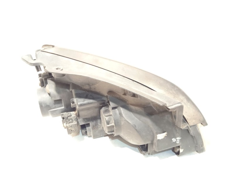 Recambio de faro izquierdo para kia carens iii monospace (un) 2.0 crdi 140 referencia OEM IAM 921011D020  