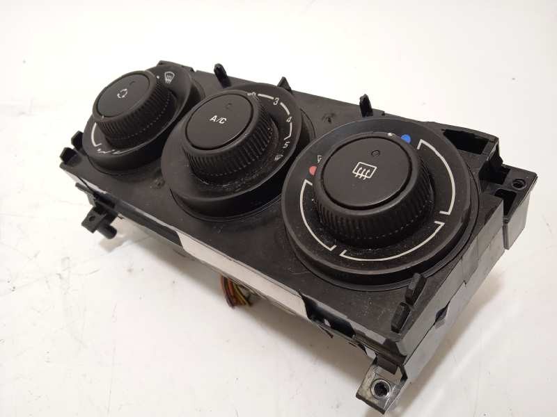 Recambio de mando calefaccion / aire acondicionado para peugeot 3008 confort referencia OEM IAM 6452P2  