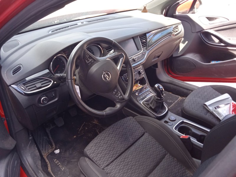 opel astra k sports tourer (b16) del año 2019