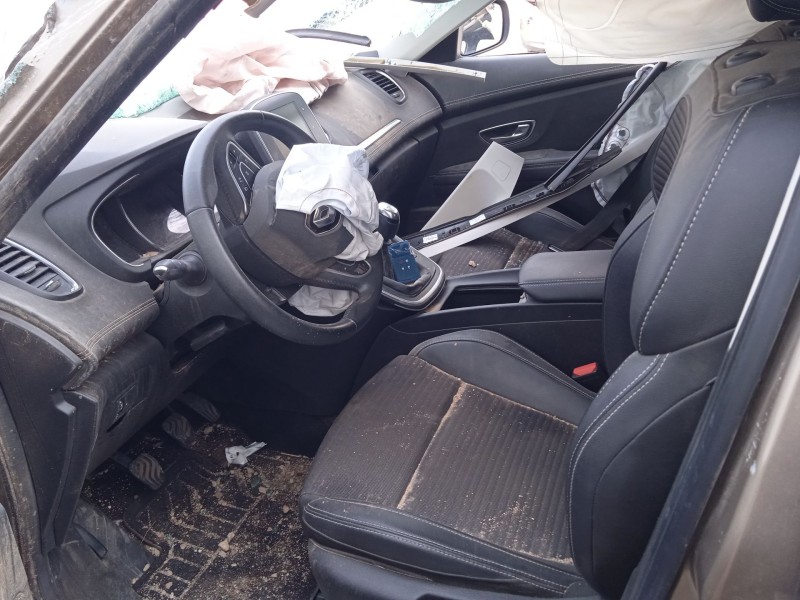 renault scénic iv (j9_) del año 2017