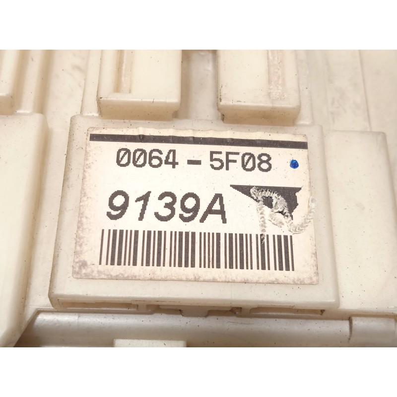 Recambio de caja reles / fusibles para toyota prius liftback (_w2_) 1.5 hybrid (nhw20_) referencia OEM IAM 8273047190  