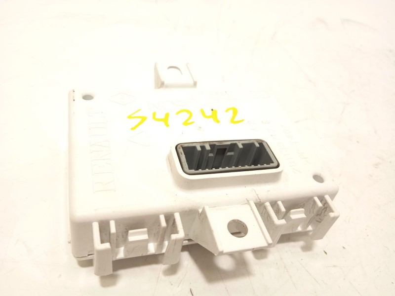 Recambio de modulo electronico para renault clio iv (bh_) 0.9 tce 90 referencia OEM IAM 283467680R  