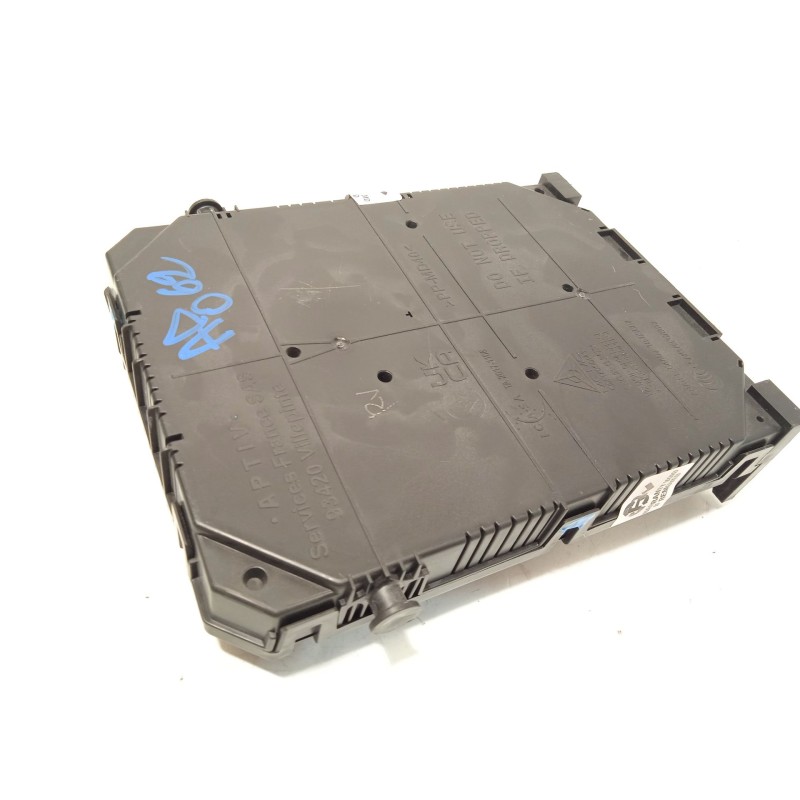 Recambio de caja reles / fusibles para peugeot 2008 i (cu_) 1.5 bluehdi 120 referencia OEM IAM 9832881080 1677607880 