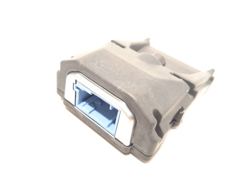 Recambio de modulo electronico para renault clio iv (bh_) 0.9 tce 90 referencia OEM IAM 9831721680  