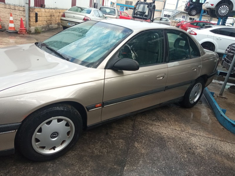opel omega b (v94) del año 1995