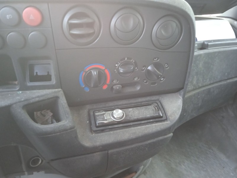 iveco daily vi caja/chasis del año 2004