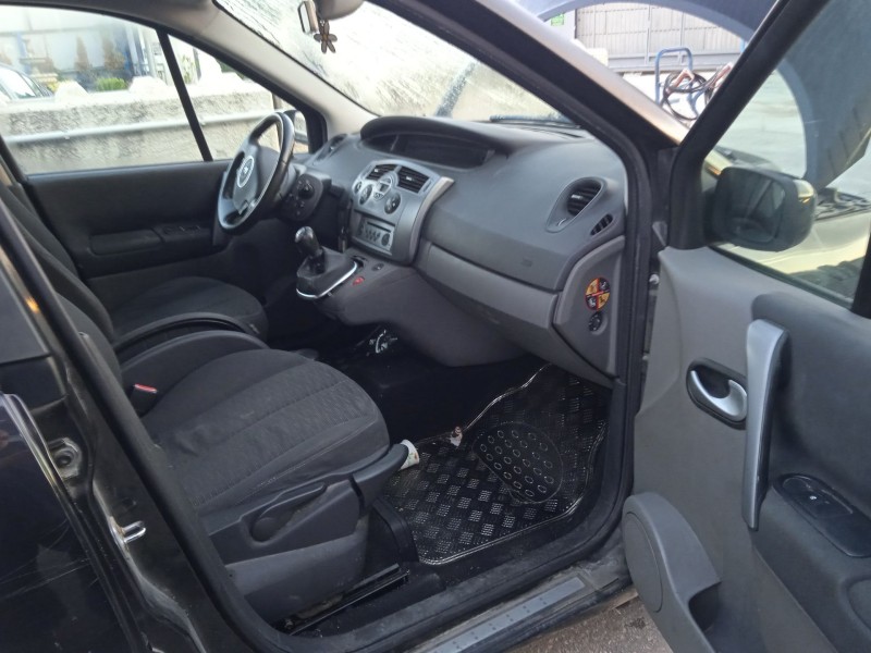renault grand scénic ii (jm0/1_) del año 2009