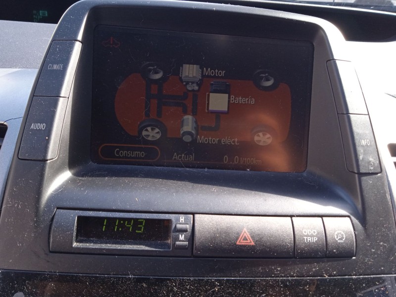 toyota prius liftback (_w2_) del año 2008