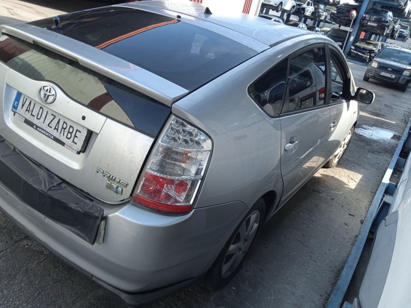 toyota prius liftback (_w2_) del año 2008