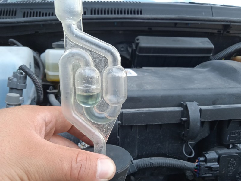 toyota prius liftback (_w2_) del año 2008