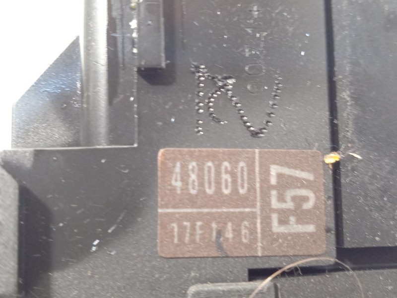 Recambio de mando limpia para toyota prius liftback (_w2_) 1.5 hybrid (nhw20_) referencia OEM IAM 4806017FL46 8465248060 