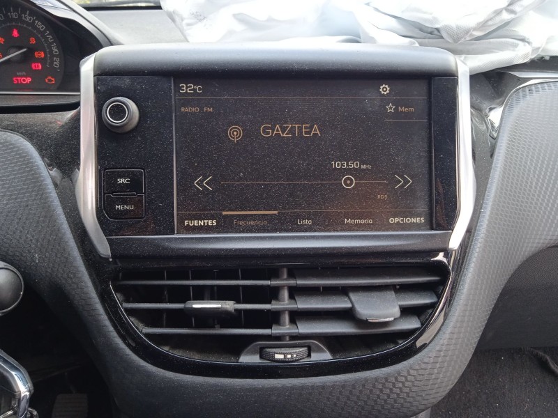 peugeot 2008 i (cu_) del año 2017