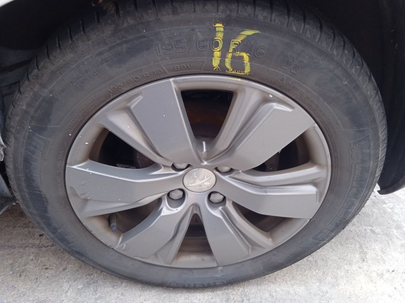 peugeot 2008 i (cu_) del año 2017