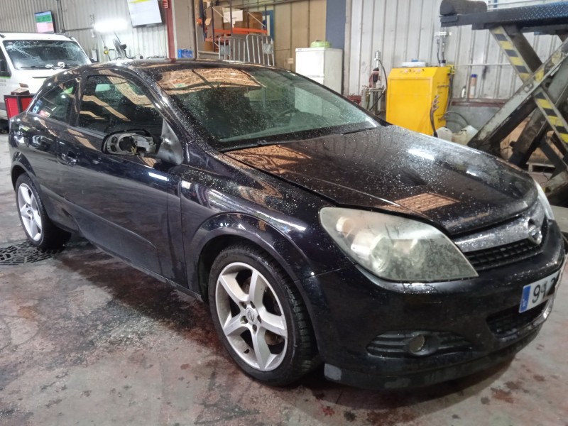 opel astra h gtc (a04) del año 2008