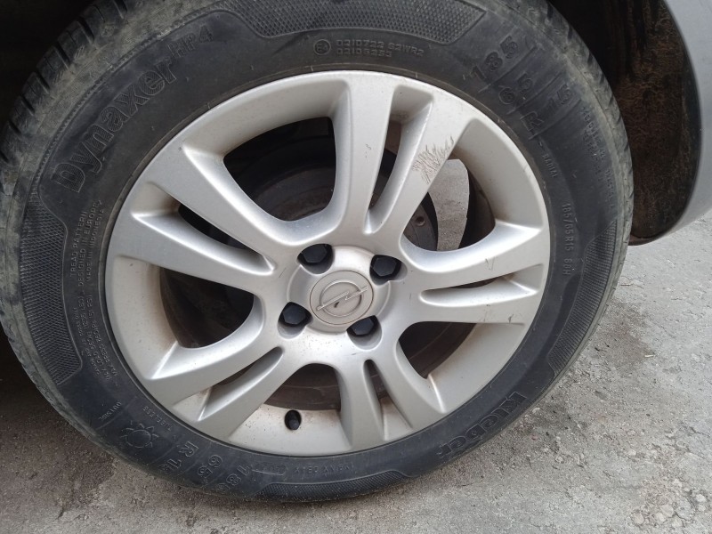 opel corsa d (s07) del año 2009