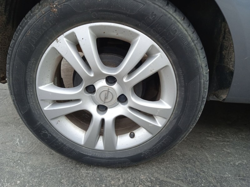 opel corsa d (s07) del año 2009