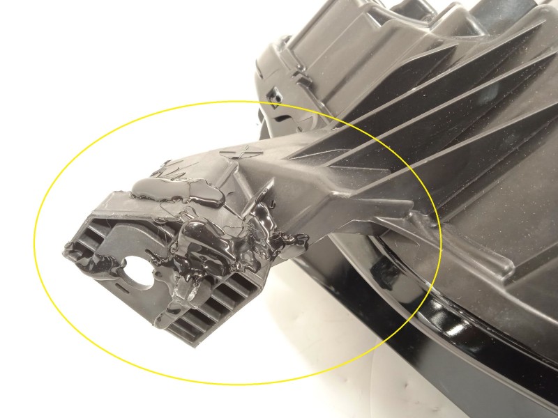 Recambio de faro derecho para citroën c4 iii 1.2 referencia OEM IAM 9830649280  73374698