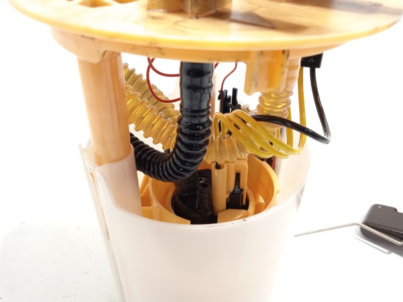 Recambio de bomba combustible para renault scénic iv (j9_) 1.5 dci 110 referencia OEM IAM 172027799R  0580203319