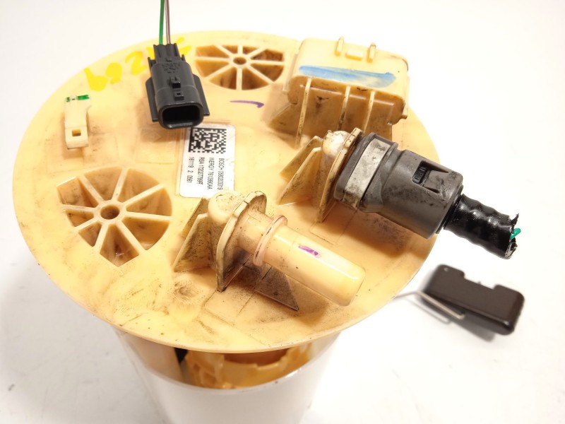 Recambio de bomba combustible para renault scénic iv (j9_) 1.5 dci 110 referencia OEM IAM 172027799R  0580203319