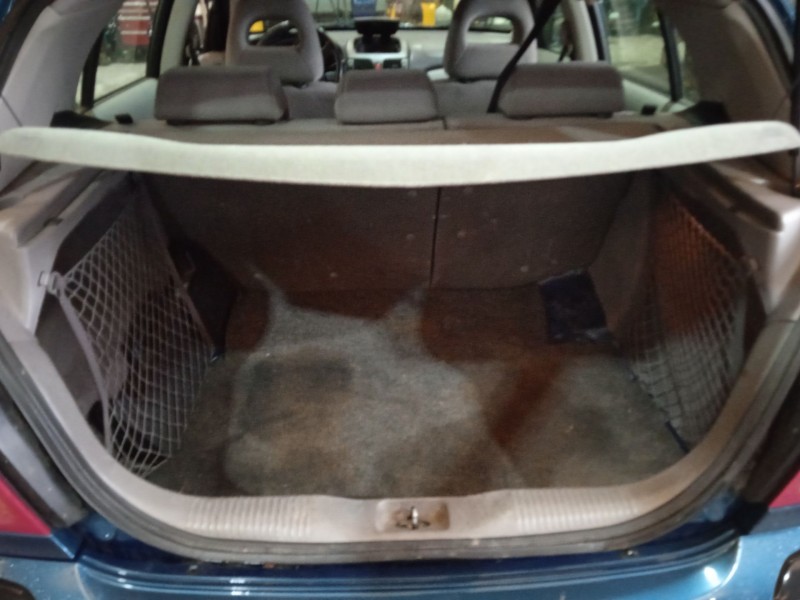 nissan almera ii hatchback (n16) del año 2001