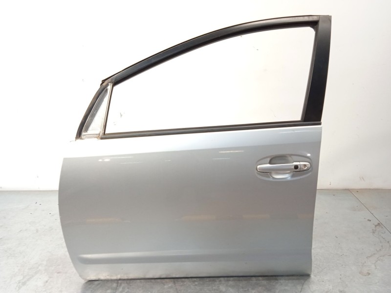 Recambio de puerta delantera izquierda para toyota prius liftback (_w2_) 1.5 hybrid (nhw20_) referencia OEM IAM 6700247040  