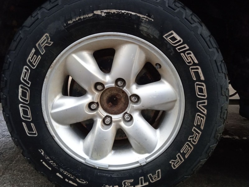 nissan terrano ii (r20) del año 2000