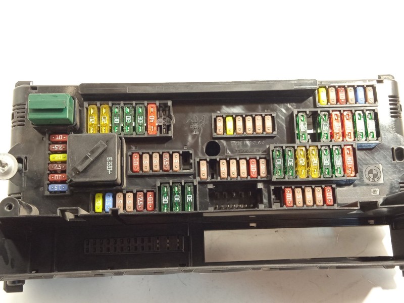 Recambio de caja reles / fusibles para bmw 5 touring (f11) 520 d referencia OEM IAM 9252815 61149252815 