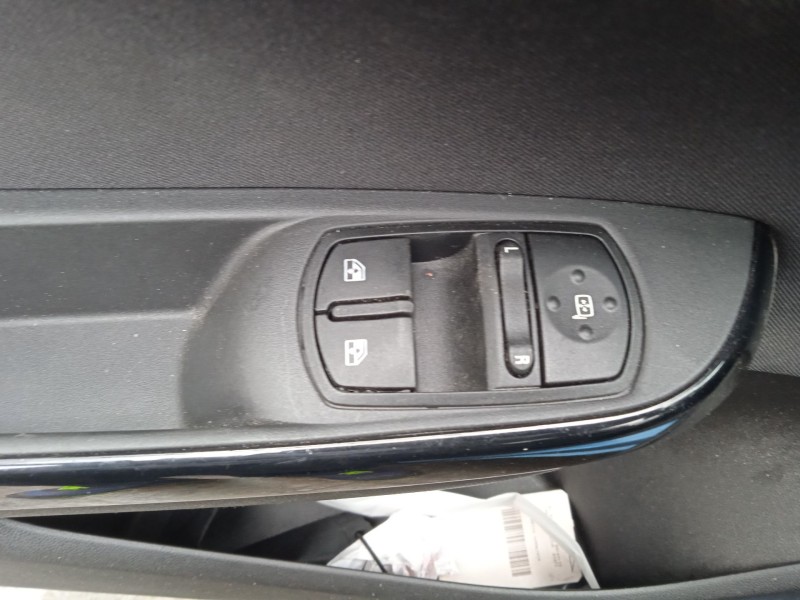 opel corsa e (x15) del año 2016