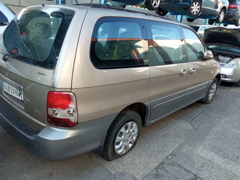 kia carnival ii (gq) del año 2004