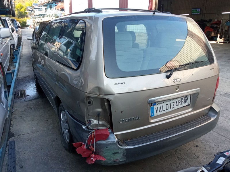 kia carnival ii (gq) del año 2004