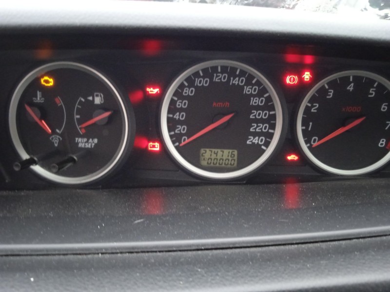 nissan primera (p12) del año 2002