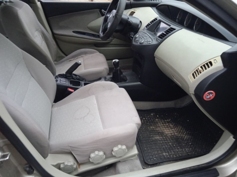 nissan primera (p12) del año 2002