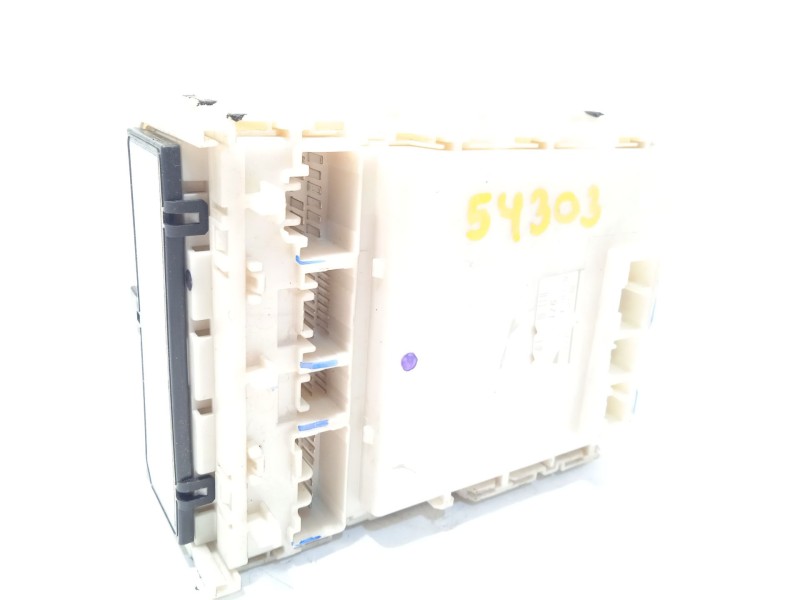 Recambio de caja reles / fusibles para toyota prius liftback (_w2_) 1.5 hybrid (nhw20_) referencia OEM IAM 8273047290 804030571 