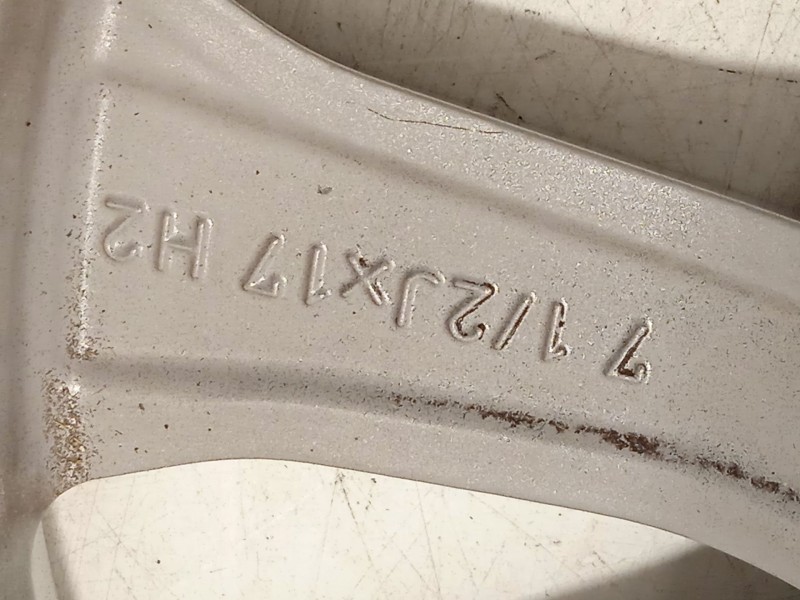 Recambio de llanta para bmw 3 touring (g21, g81) 320 e plug-in-hybrid referencia OEM IAM 7915323 36117915323 