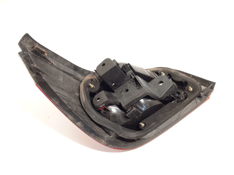 Recambio de piloto trasero derecho para bmw 5 (e60) 520 i referencia OEM IAM 6910768 63217165738 