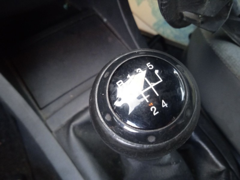 seat cordoba (6l2) del año 2002