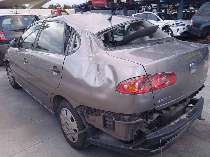 seat cordoba (6l2) del año 2002