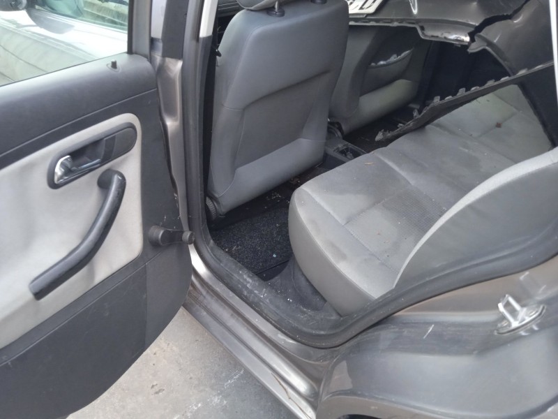 seat cordoba (6l2) del año 2002